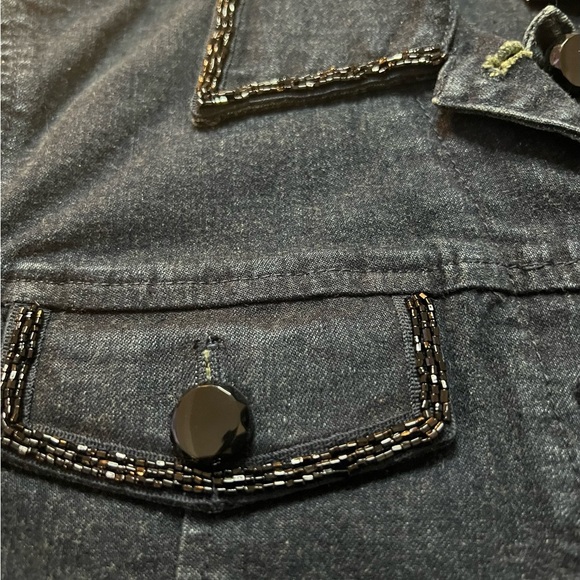 Jones New York Signature Vienna Dark Wash Denim Jacket Beaded Accents Size Med - Picture 3 of 7